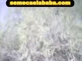 Компания пожилых людей устроила оргию на  природе