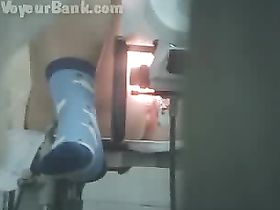 Парень снял телку на приеме у гинеколога