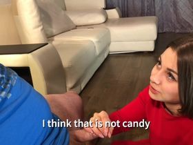 Глупая русская тёлка повелась и трахнулась с незнакомцем